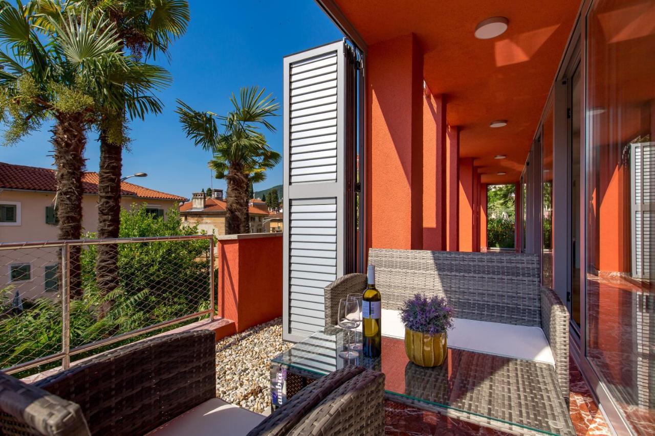 Luxury City Center Apartment -50M To The Sea Opatija Zewnętrze zdjęcie