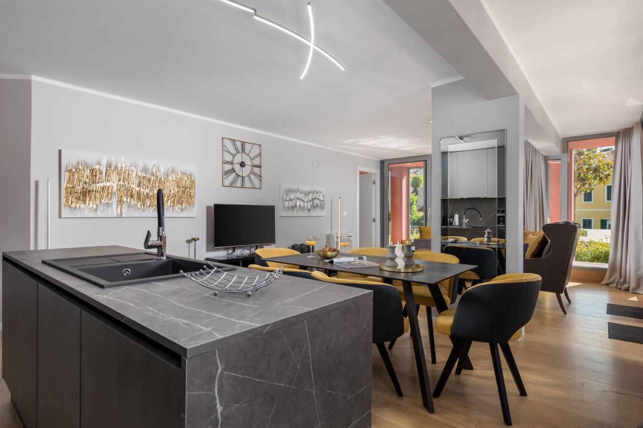 Luxury City Center Apartment -50M To The Sea Opatija Zewnętrze zdjęcie