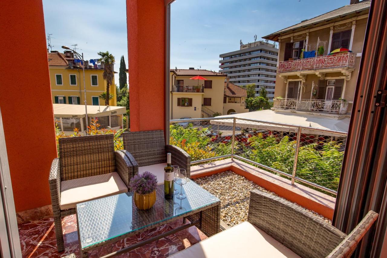Luxury City Center Apartment -50M To The Sea Opatija Zewnętrze zdjęcie