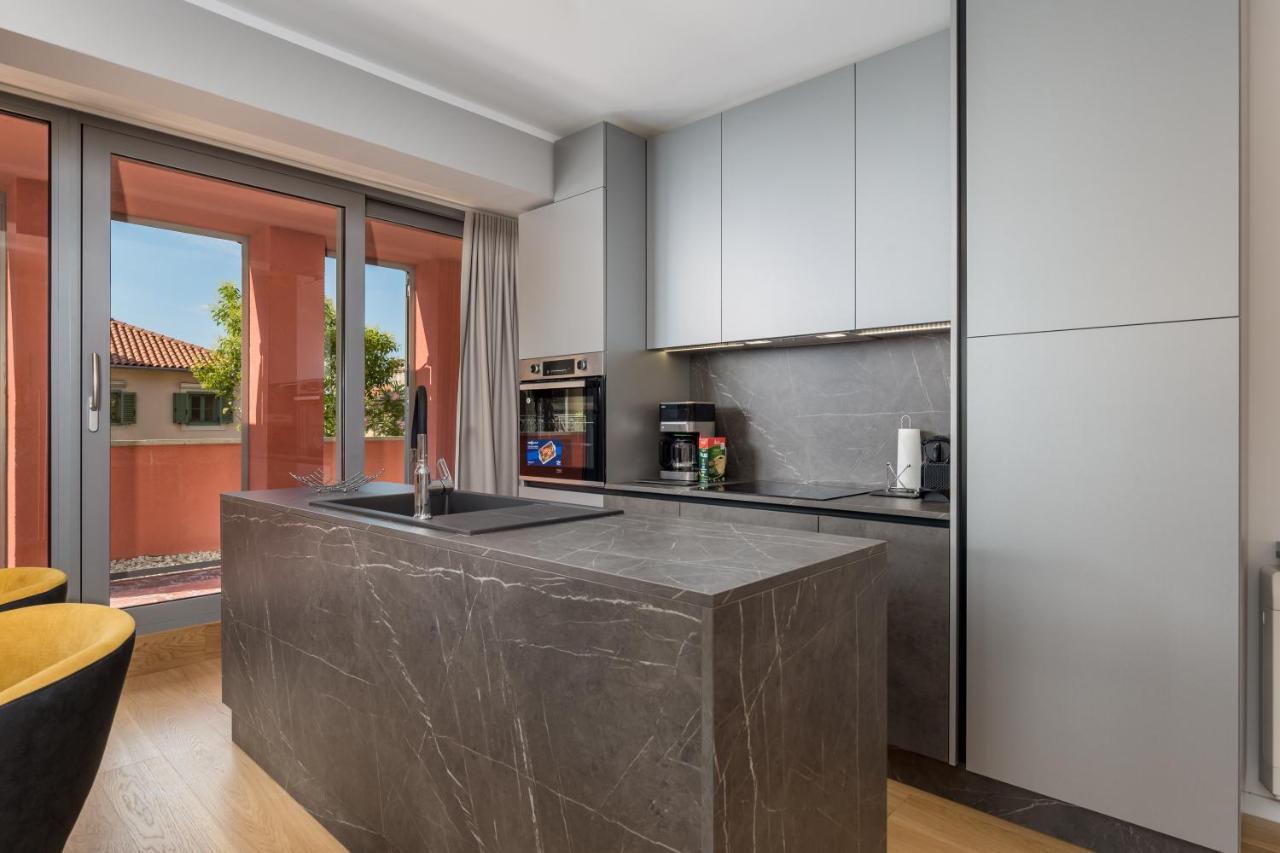 Luxury City Center Apartment -50M To The Sea Opatija Zewnętrze zdjęcie
