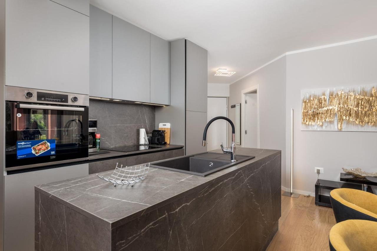 Luxury City Center Apartment -50M To The Sea Opatija Zewnętrze zdjęcie